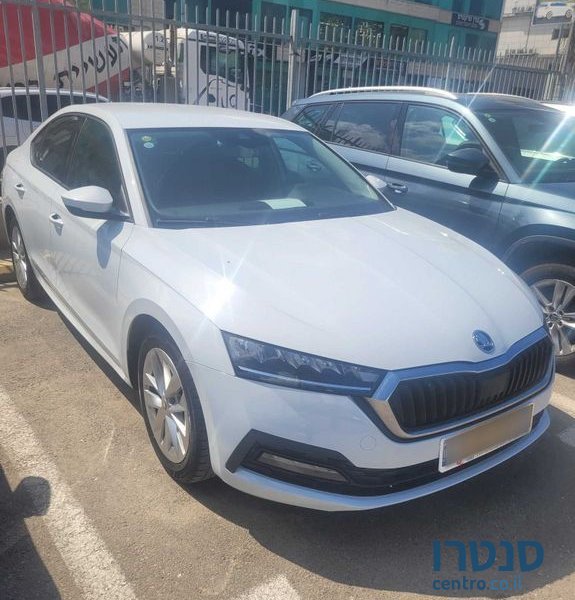 2021' Skoda Octavia סקודה אוקטביה photo #1