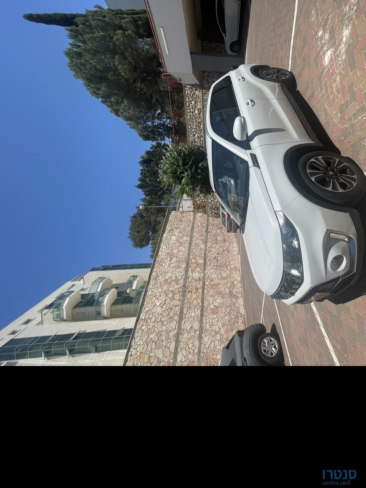 2019' Suzuki Crossover סוזוקי קרוסאובר photo #1