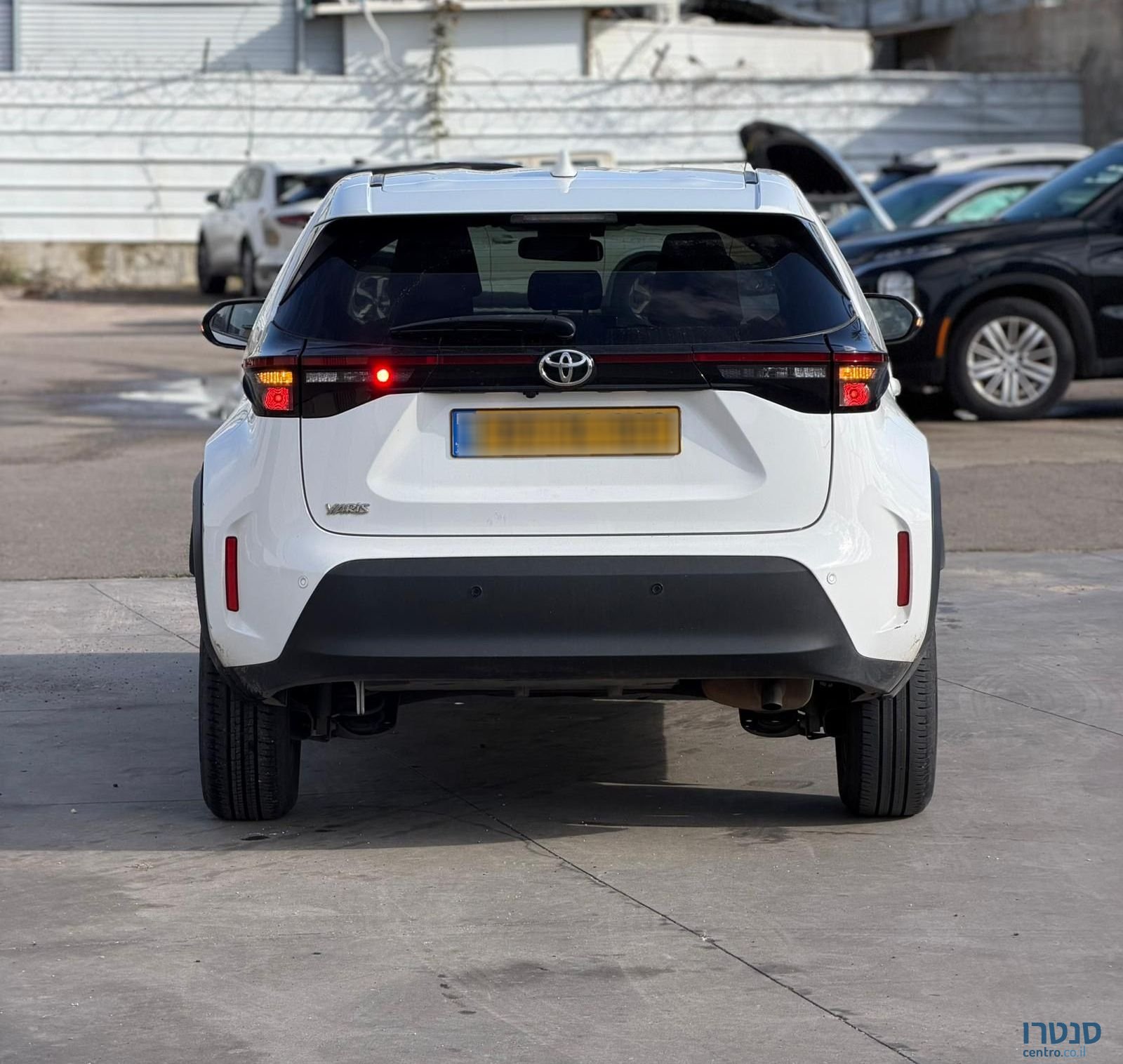 2023' Toyota Yaris Cross טויוטה יאריס קרוס photo #3
