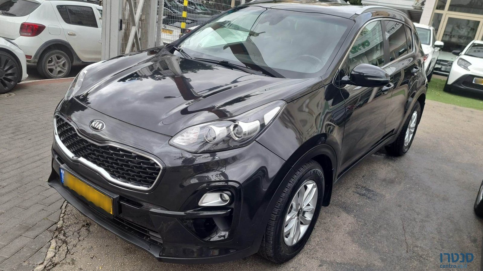 2020' Kia Sportage photo #1