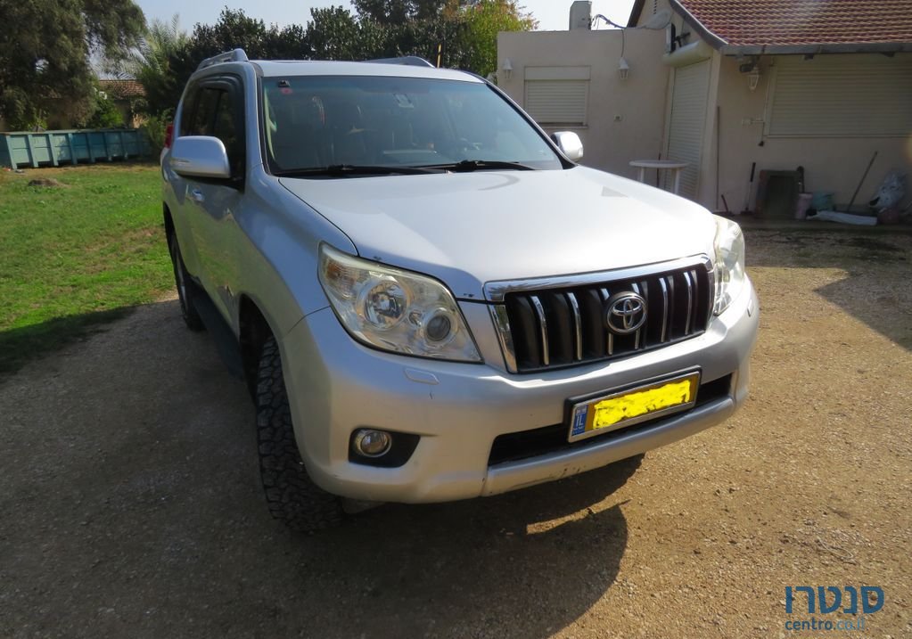 2010' Toyota Land Cruiser טויוטה לנד קרוזר photo #1