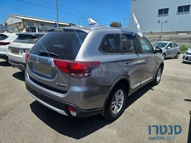 2017' Mitsubishi Outlander מיצובישי אאוטלנדר photo #4