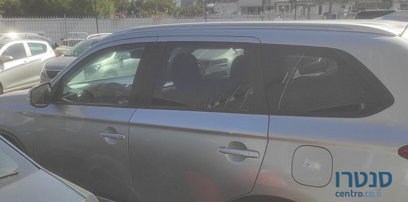 2019' Mitsubishi Outlander מיצובישי אאוטלנדר photo #3