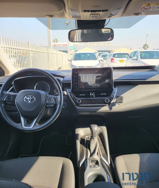 2019' Toyota Corolla טויוטה קורולה photo #2