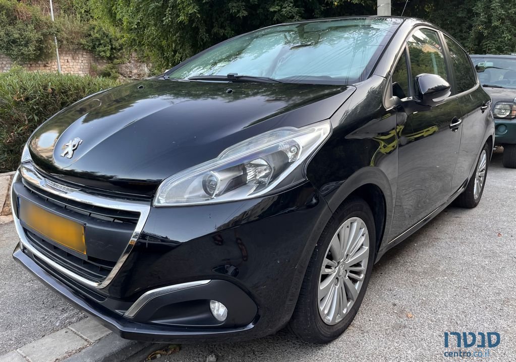 2016' Peugeot 208 פיג'ו photo #2