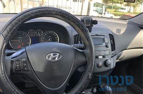 2010' Hyundai i30 i30 יונדאי photo #1