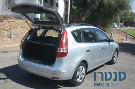 2009' Hyundai I30Cw יונדאי photo #2
