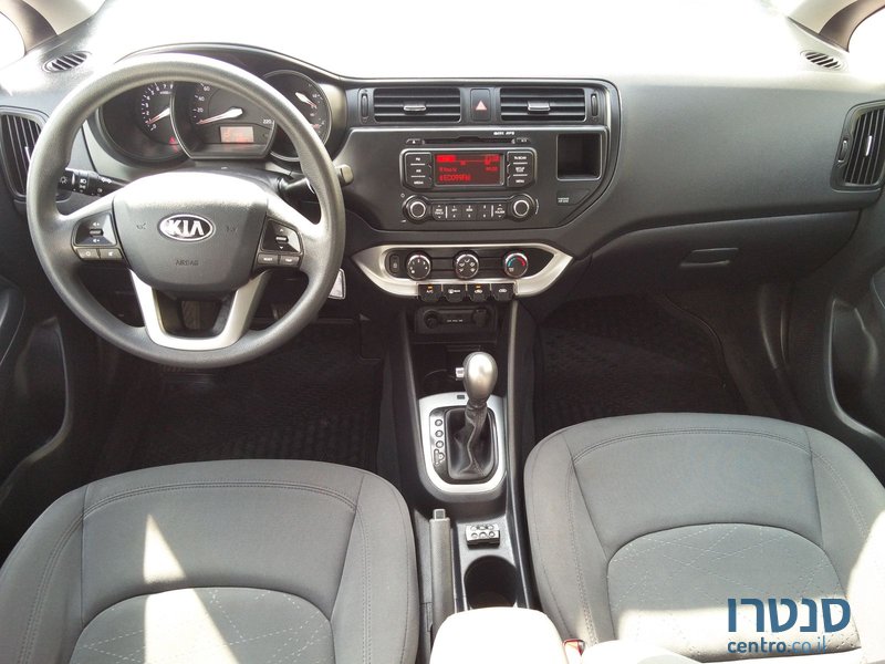 2013' Kia Rio photo #6