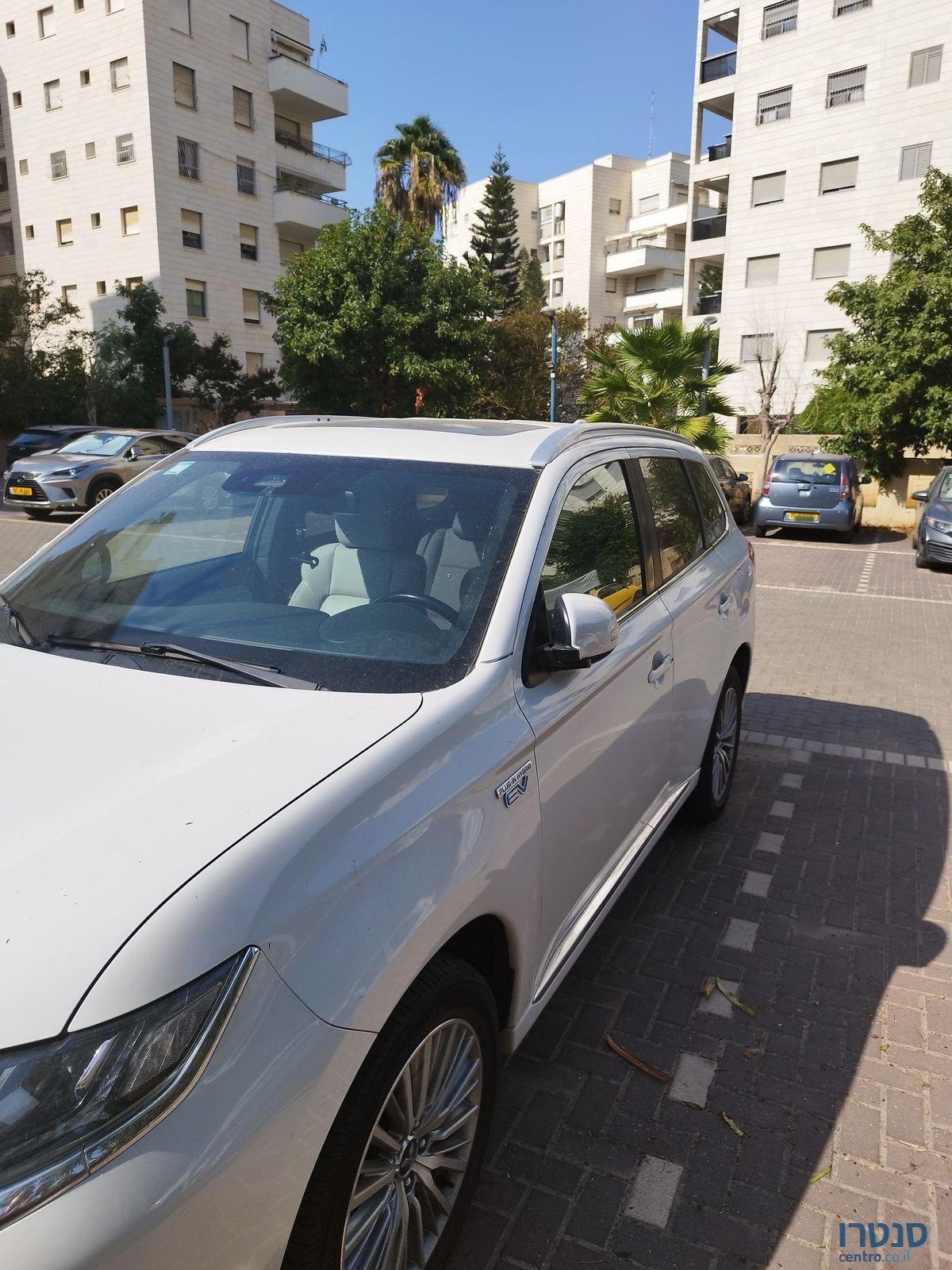 2019' Mitsubishi Outlander מיצובישי אאוטלנדר photo #2