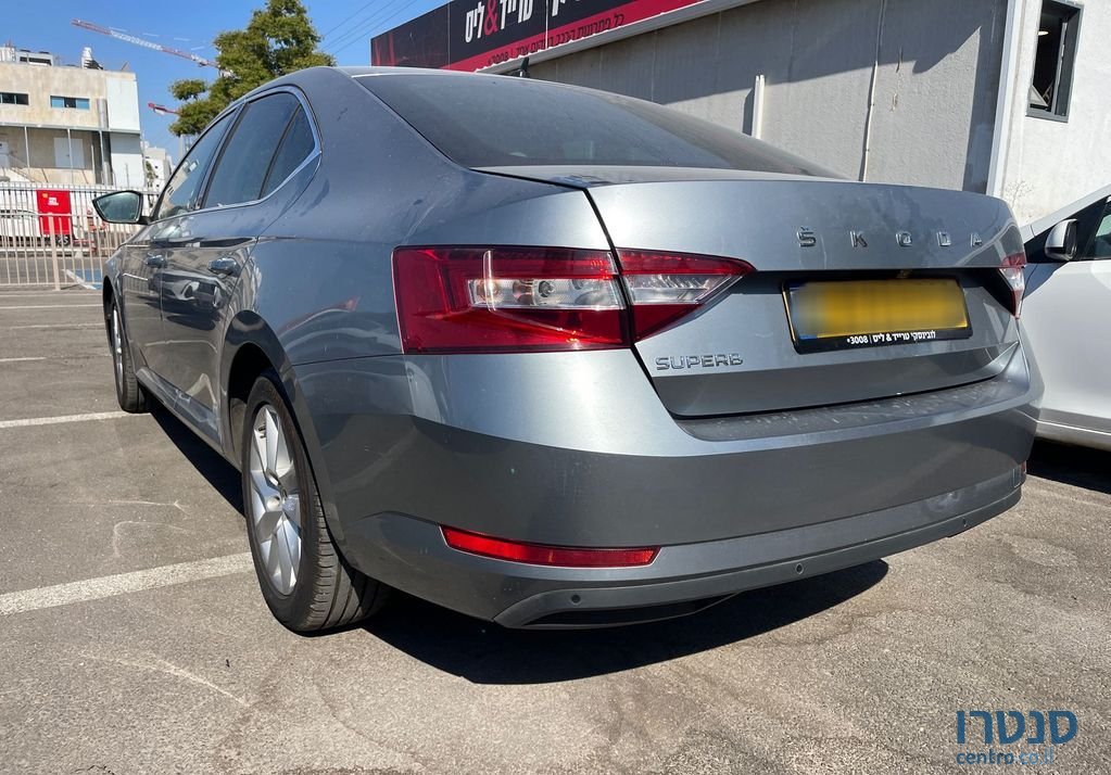 2020' Skoda Superb סקודה סופרב photo #3