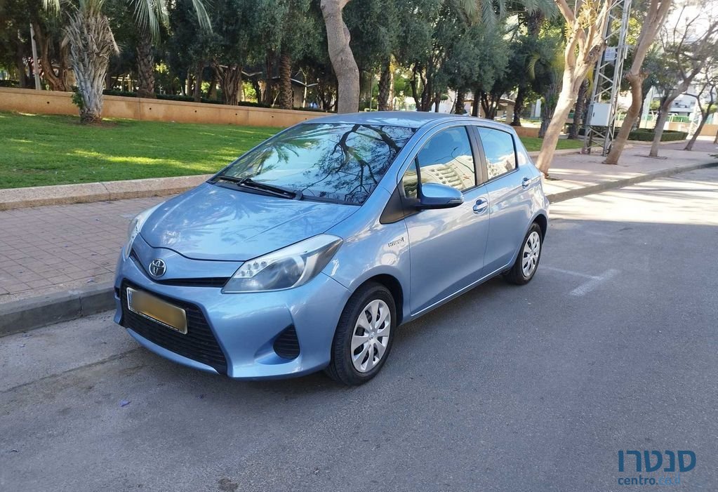 2014' Toyota Yaris טויוטה יאריס photo #3