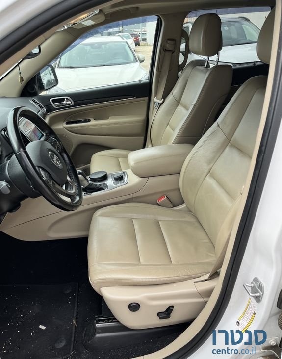 2020' Jeep Grand Cherokee ג'יפ גרנד צ'ירוקי photo #5