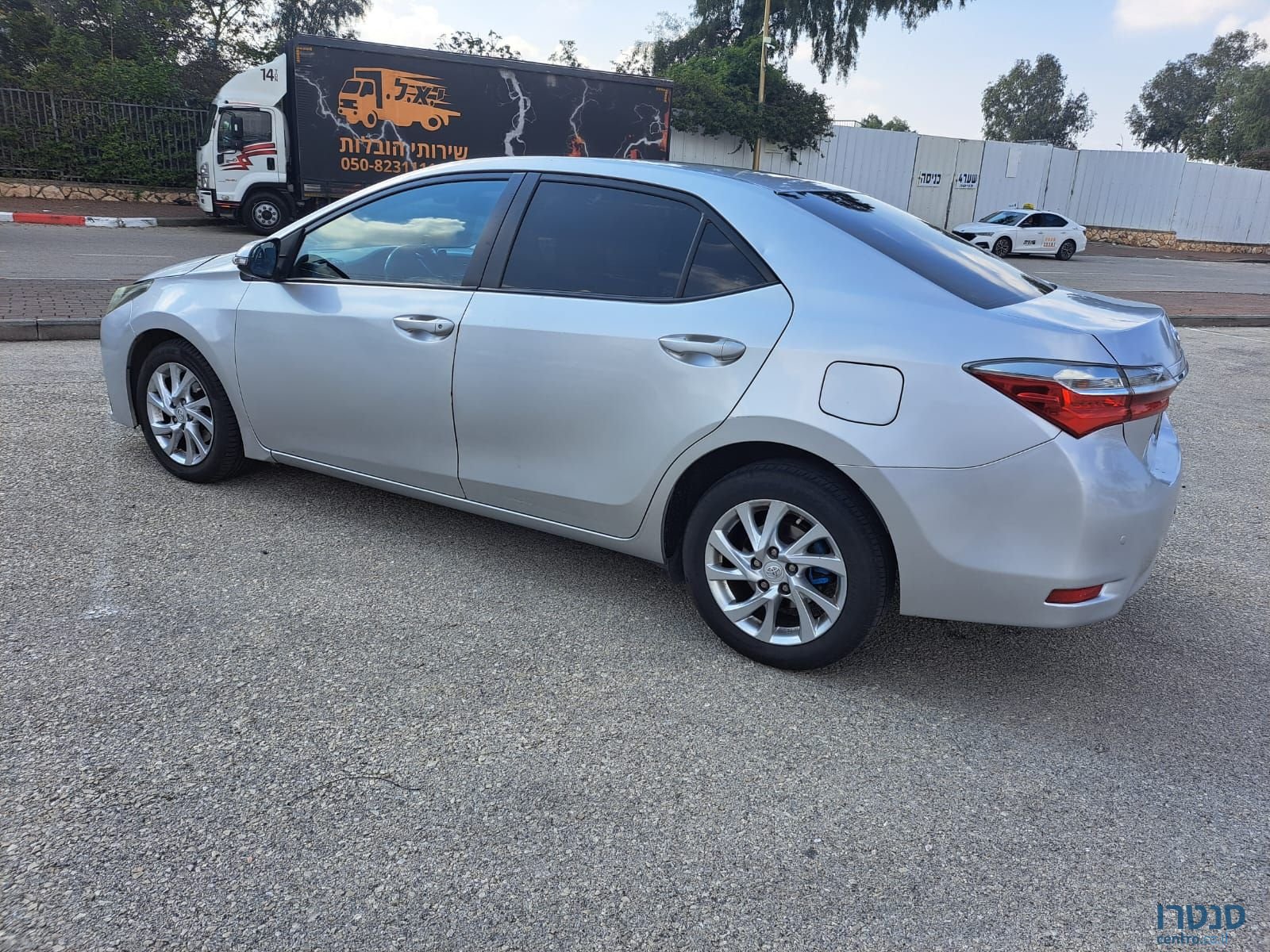 2016' Toyota Corolla טויוטה קורולה photo #2