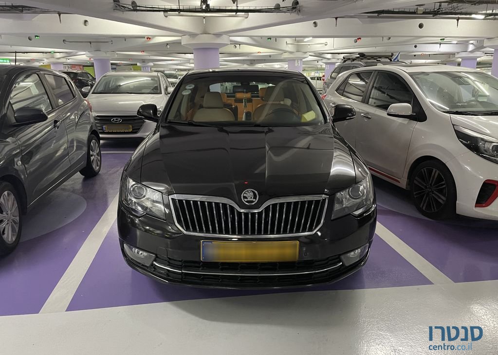 2015' Skoda Superb סקודה סופרב photo #2