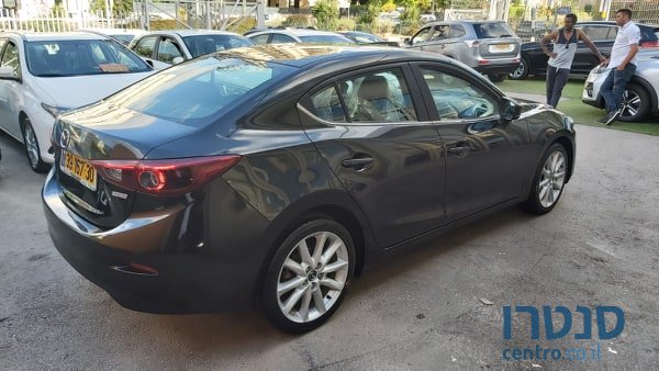 2017' Mazda 3 photo #3