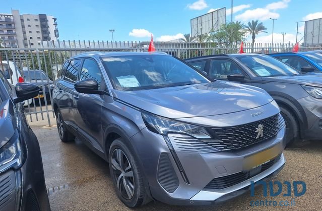 2023' Peugeot 5008 פיג'ו photo #3