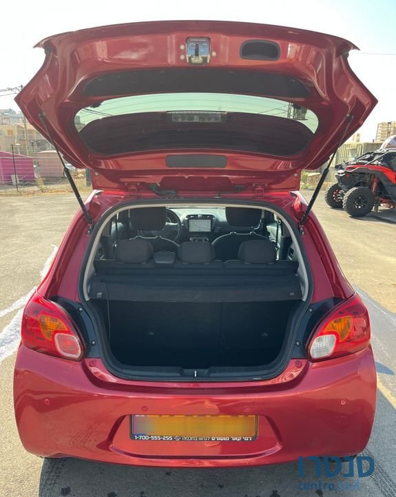 2014' Mitsubishi Space Star מיצובישי ספייס סטאר photo #5