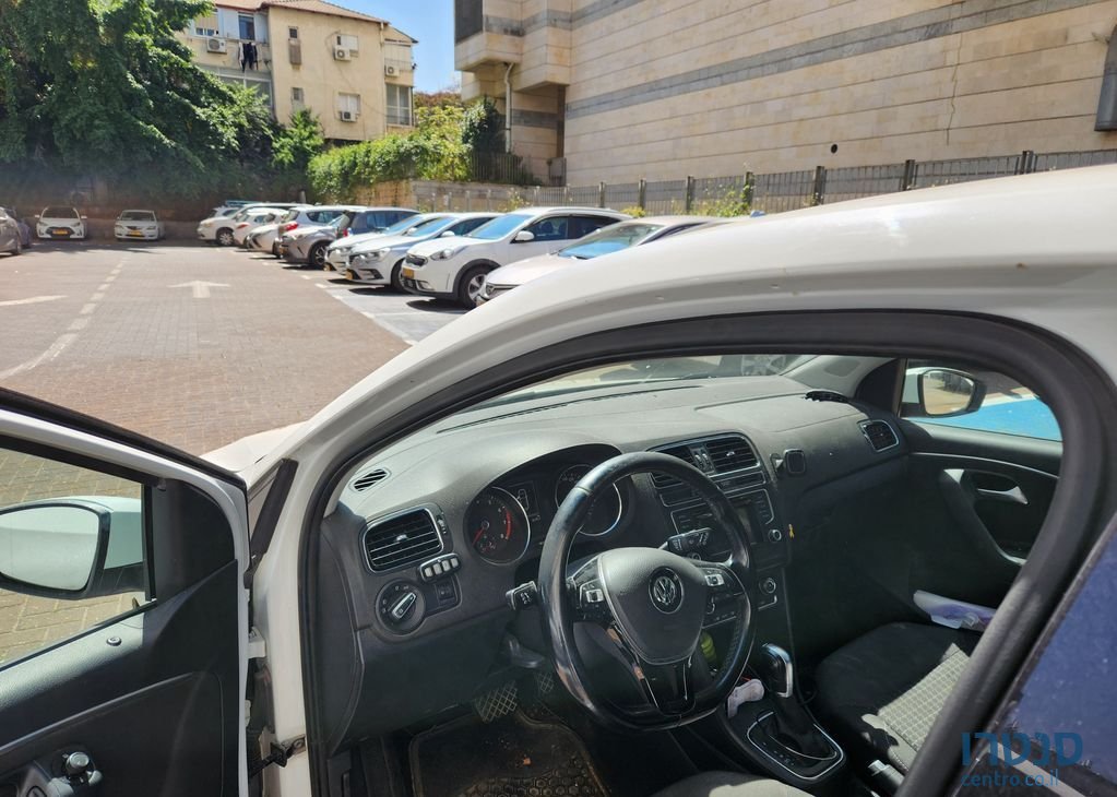 2015' Volkswagen Polo פולקסווגן פולו photo #3