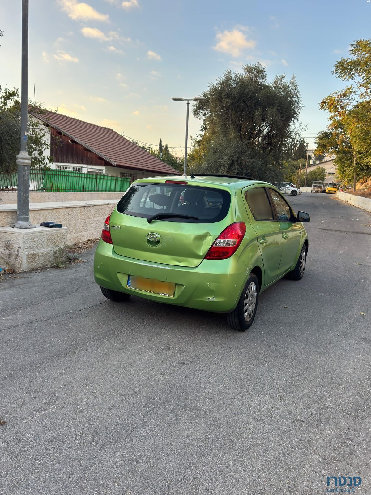 2011' Hyundai i20 יונדאי photo #2