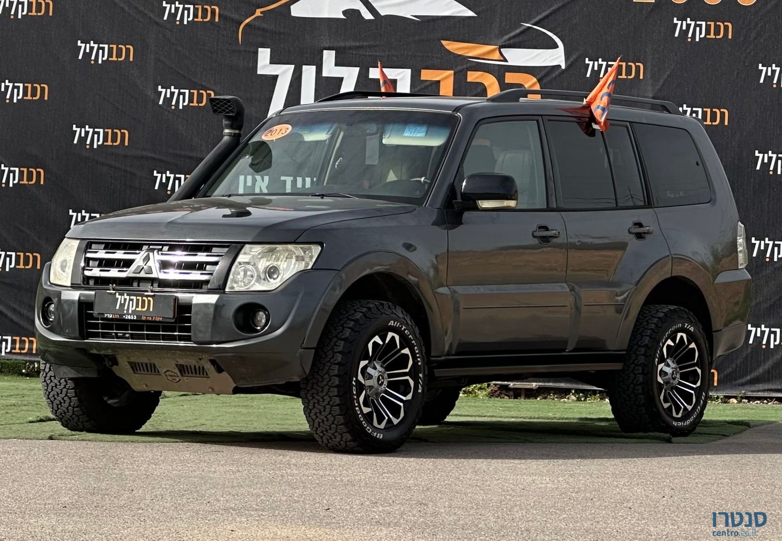 2013' Mitsubishi Pajero מיצובישי פג'רו photo #3