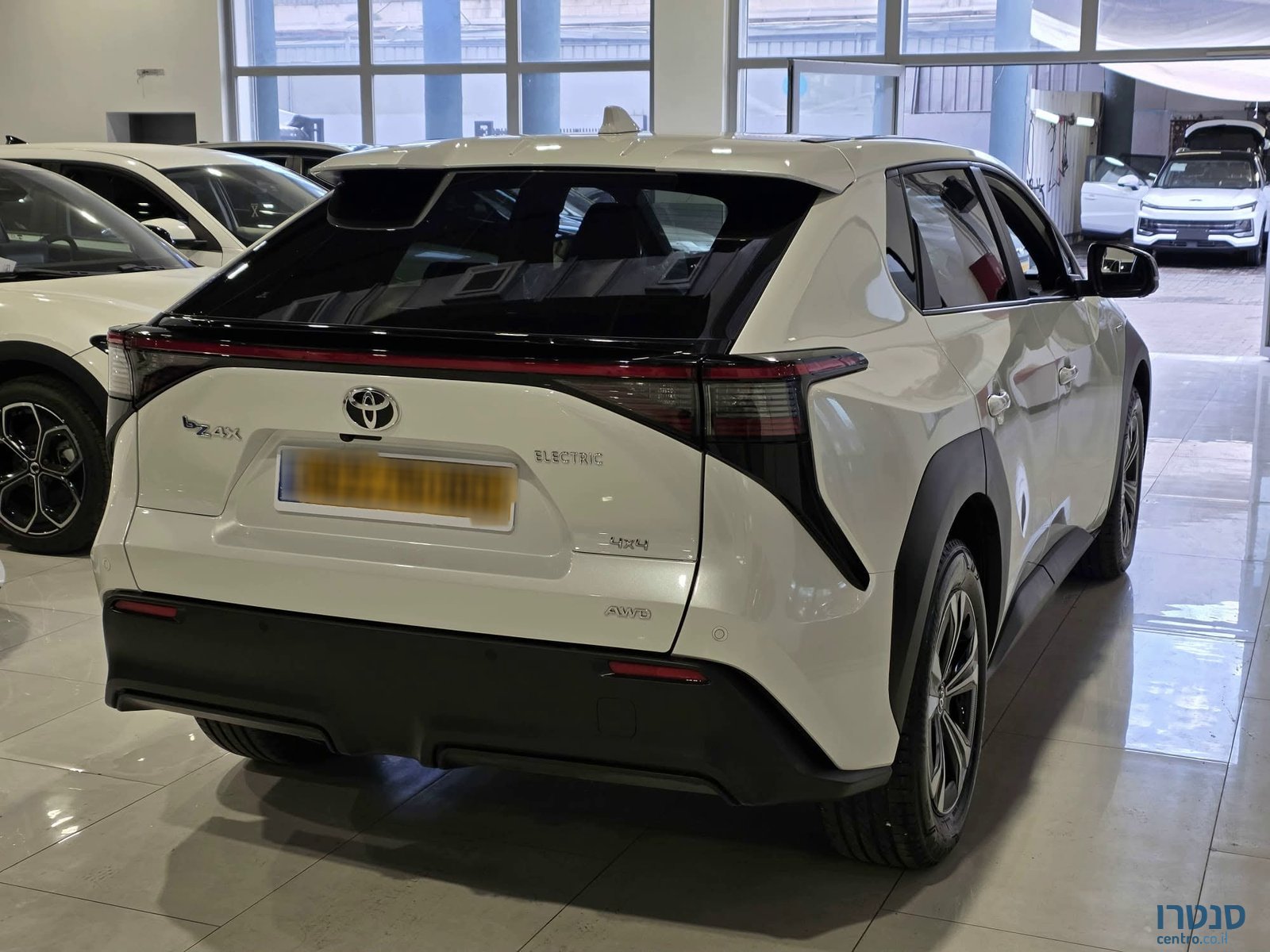 2024' Toyota bZ4X photo #3