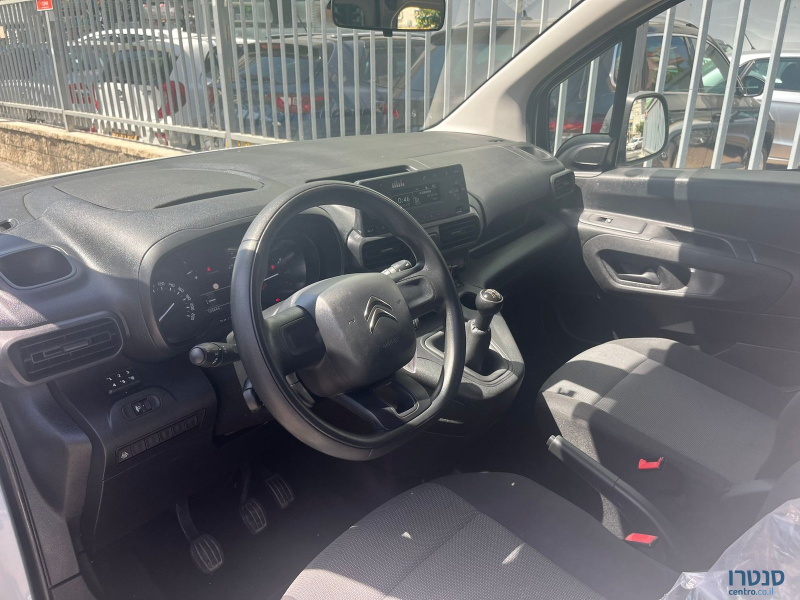 2021' Citroen Berlingo photo #2