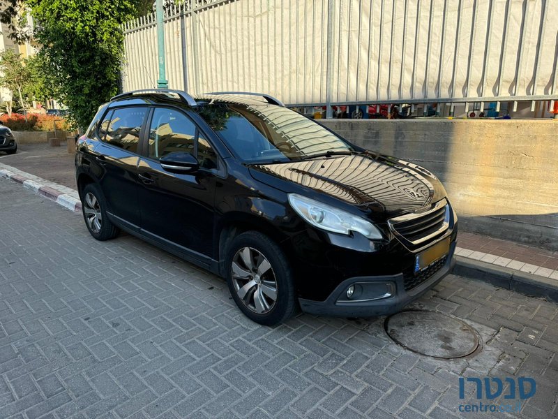 2014' Peugeot 2008 photo #2