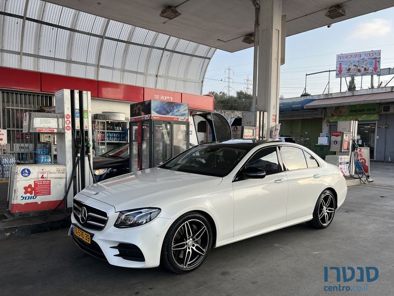 2017' Mercedes-Benz E-Class מרצדס photo #2