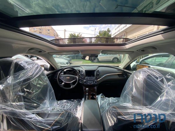 2016' Chevrolet Impala photo #4