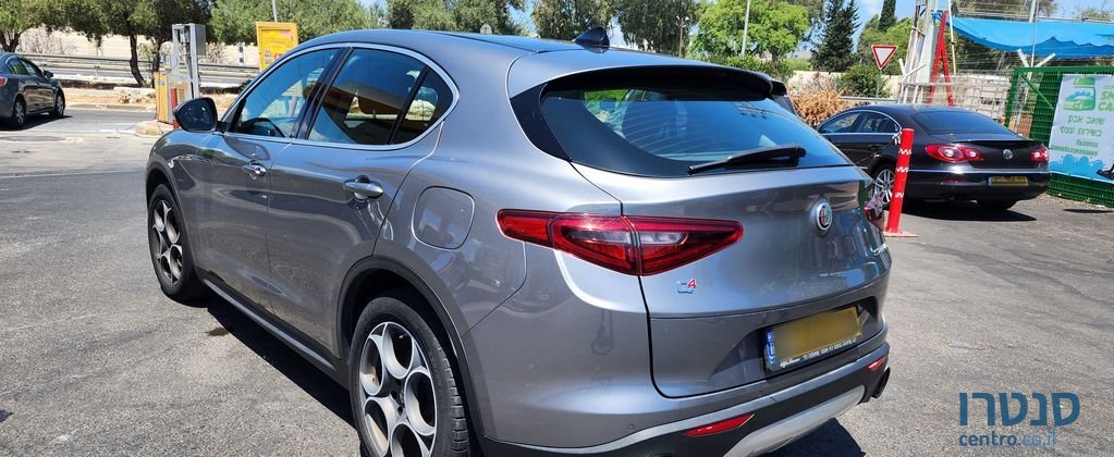 2018' Alfa Romeo Stelvio אלפא רומיאו סטלויו photo #5