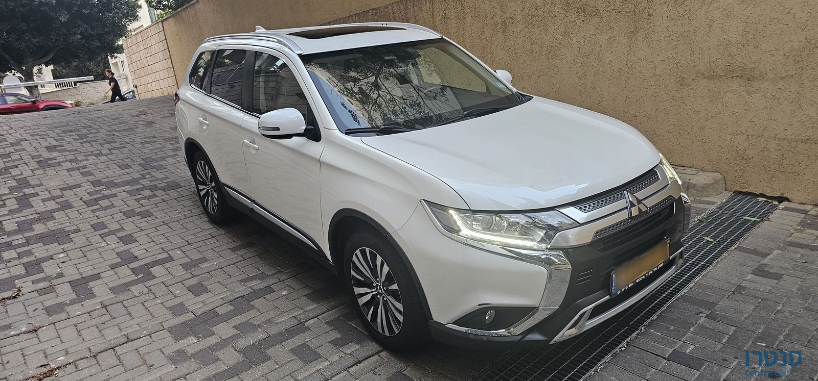 2019' Mitsubishi Outlander מיצובישי אאוטלנדר photo #4