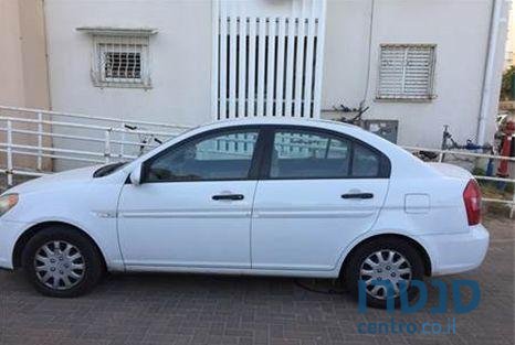 2008' Hyundai Accent photo #3