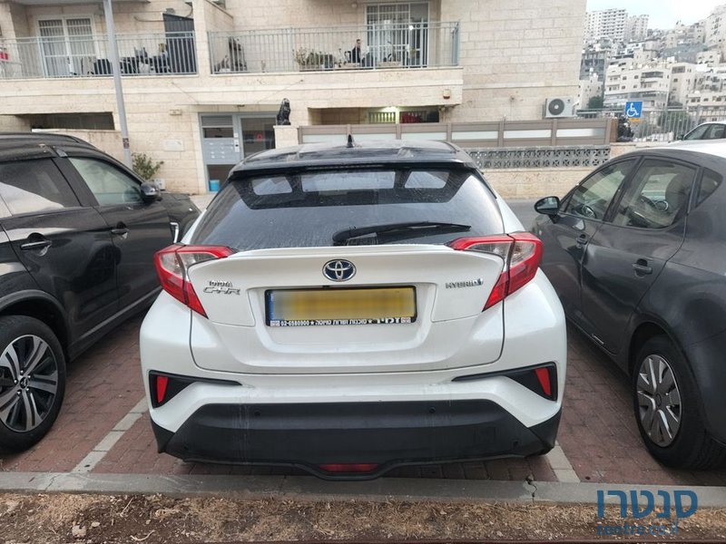 2017' Toyota C-HR טויוטה photo #1