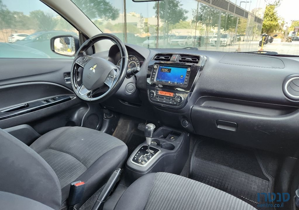 2015' Mitsubishi Attrage מיצובישי אטראז' photo #5