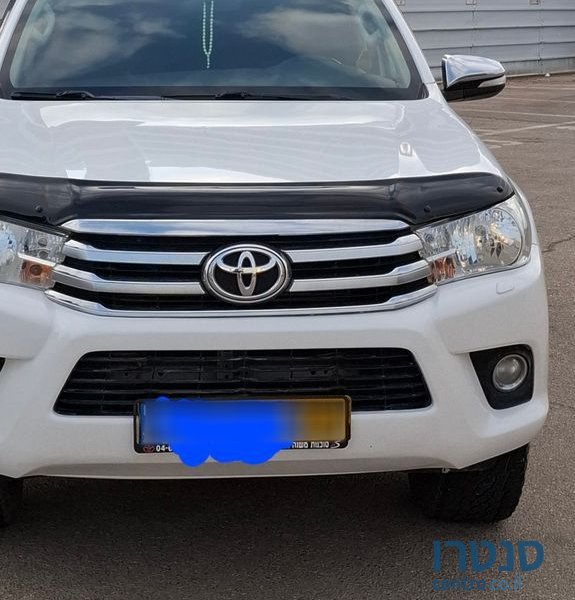 2016' Toyota Hilux טויוטה היילקס photo #3