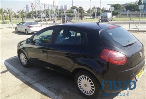 2011' Fiat Bravo photo #2