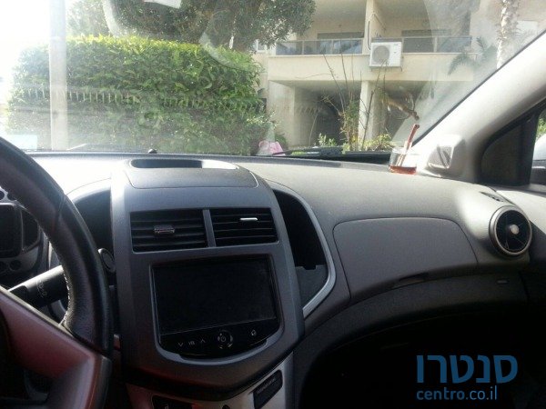 2013' Chevrolet Sonic photo #4