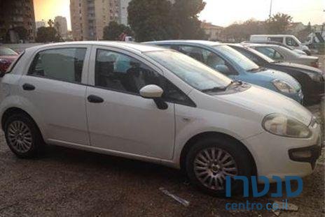 2010' Fiat Punto איבו אקטיב photo #1