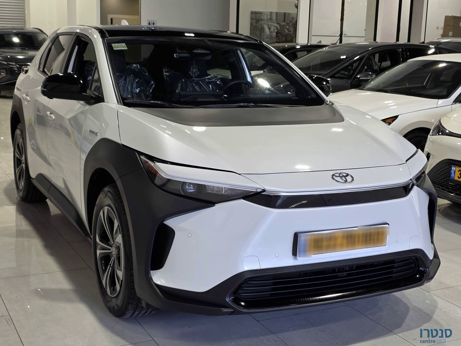 2024' Toyota bZ4X photo #2