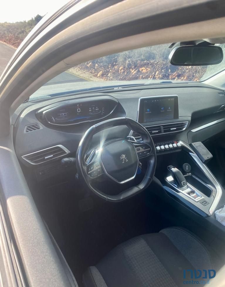 2017' Peugeot 3008 פיג'ו photo #2