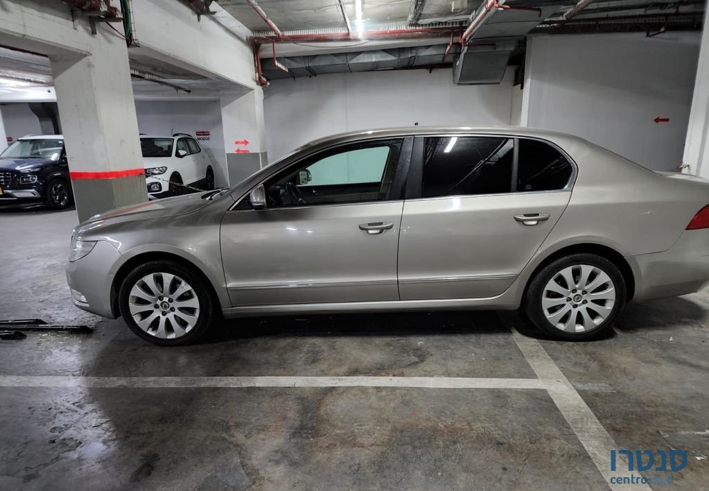 2013' Skoda Superb סקודה סופרב photo #1