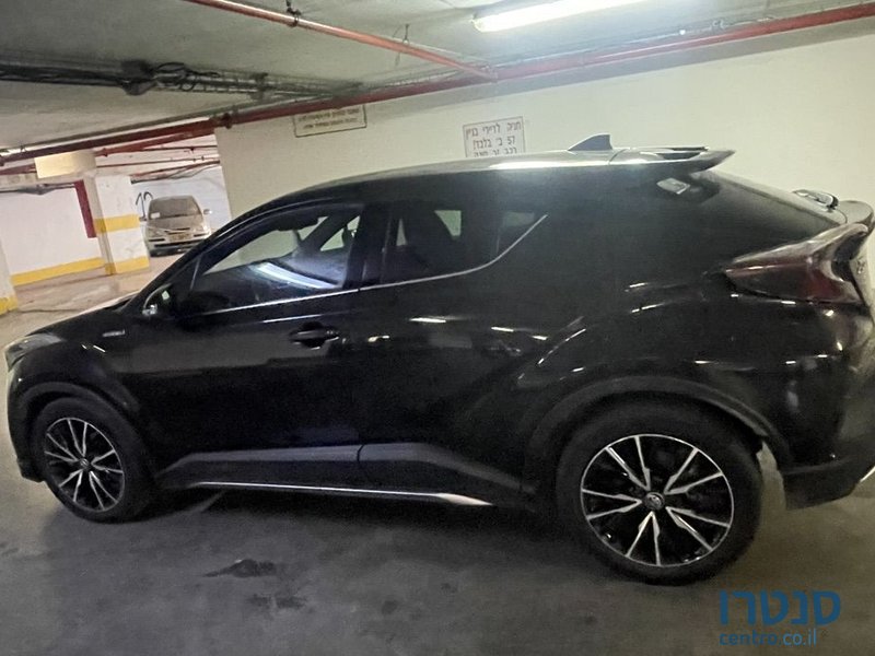 2019' Toyota C-Hr טויוטה photo #2