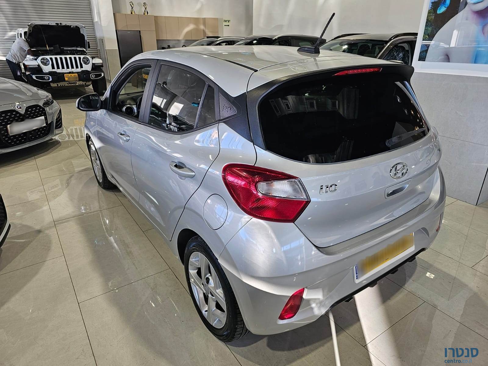 2021' Hyundai i10 photo #4
