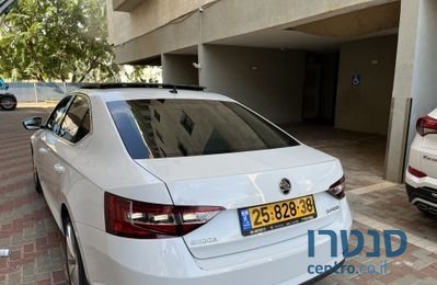 2016' Skoda Superb סקודה סופרב photo #3