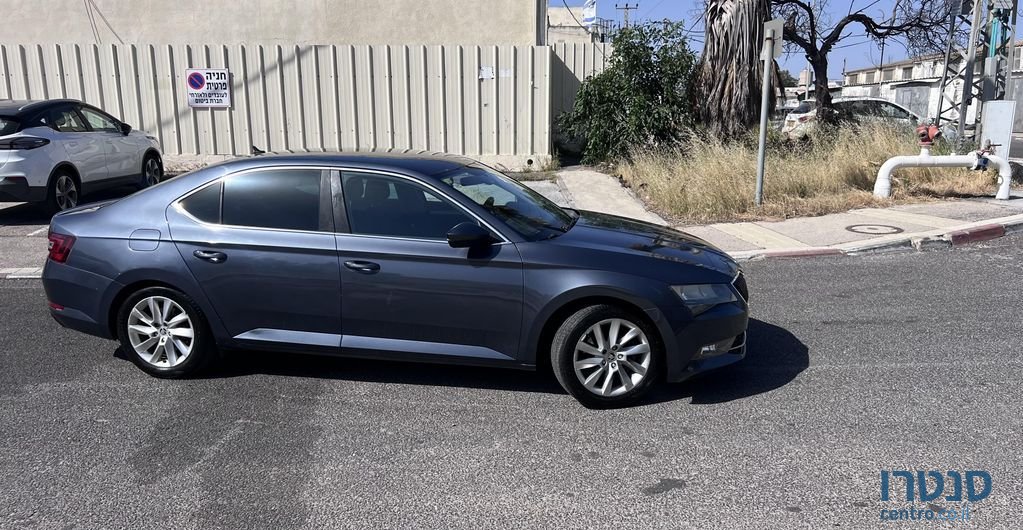 2018' Skoda Superb סקודה סופרב photo #6