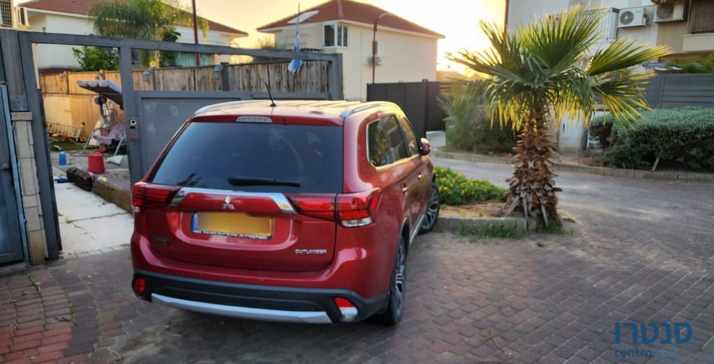 2017' Mitsubishi Outlander מיצובישי אאוטלנדר photo #3