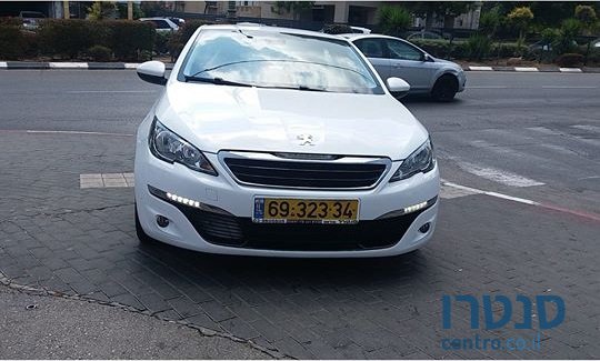 2015' Peugeot 308 photo #3