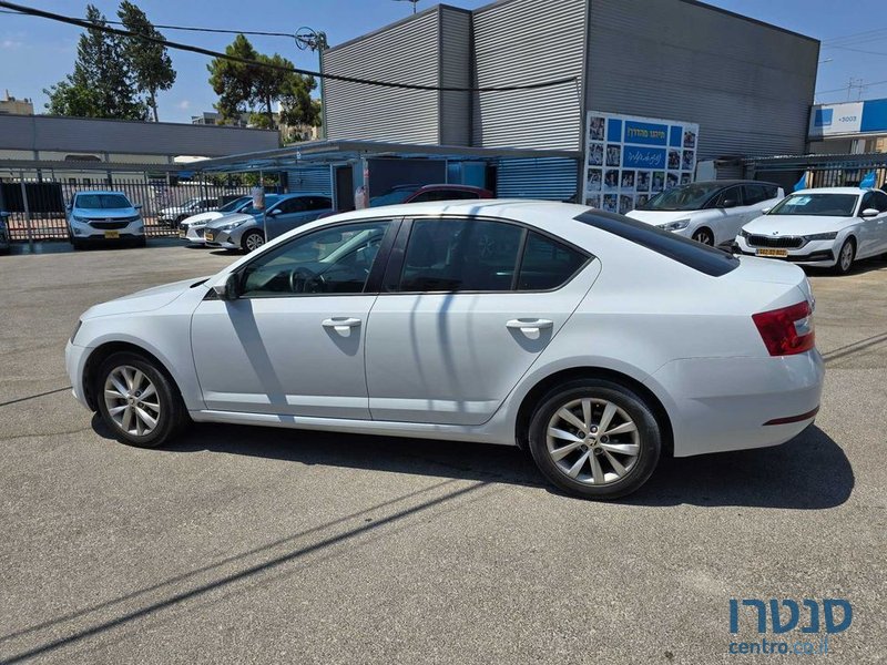 2020' Skoda Octavia סקודה אוקטביה photo #5