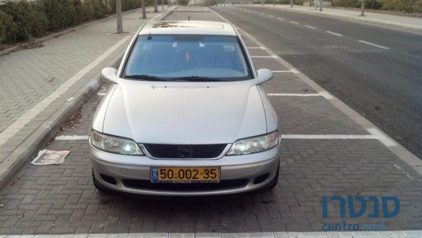 2001' Opel Vectra photo #1