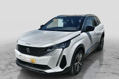 2023' Peugeot 3008 פיג'ו